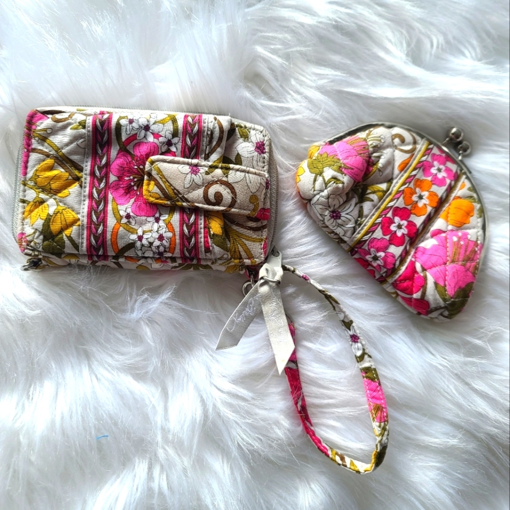 Vera Bradley set